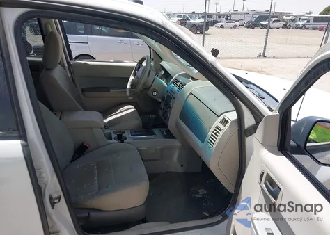 2012 Ford Escape Xlt z USA, uszkodzony, nr VIN 1FMCU0D73CKC82695